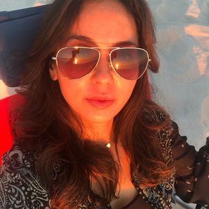 Meet your Posher, Angela